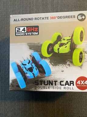 Stunt Car Double-Side Roll RC Toy - Blue